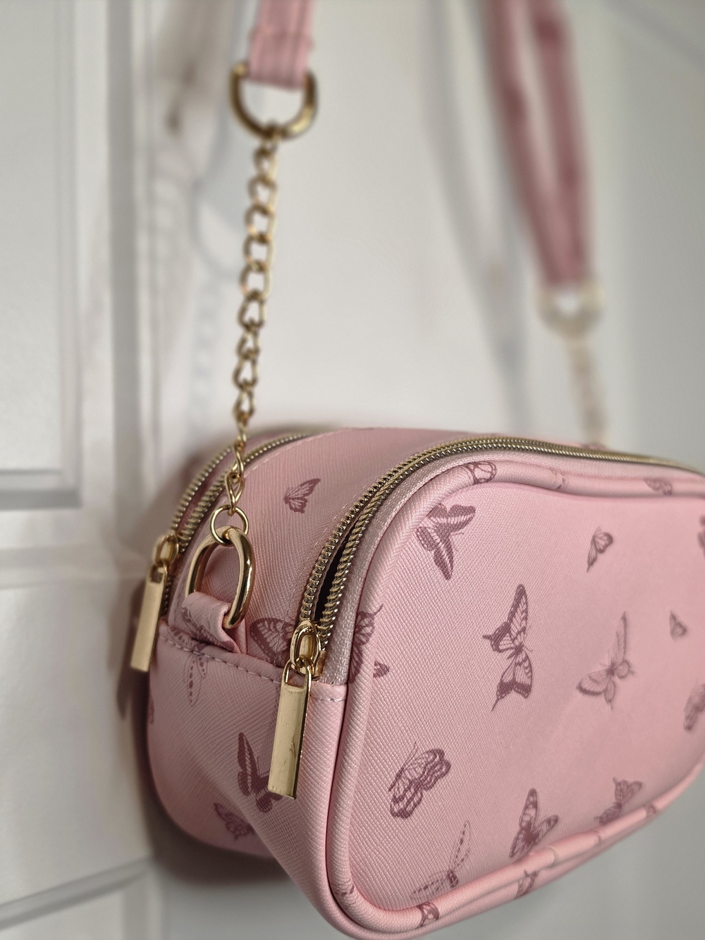 Girl's Pink Butterfly Crossbody Bag - Picture 4 of 8